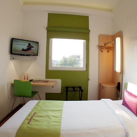 Hotel Caspia Pro Greater Noida Zewnętrze zdjęcie