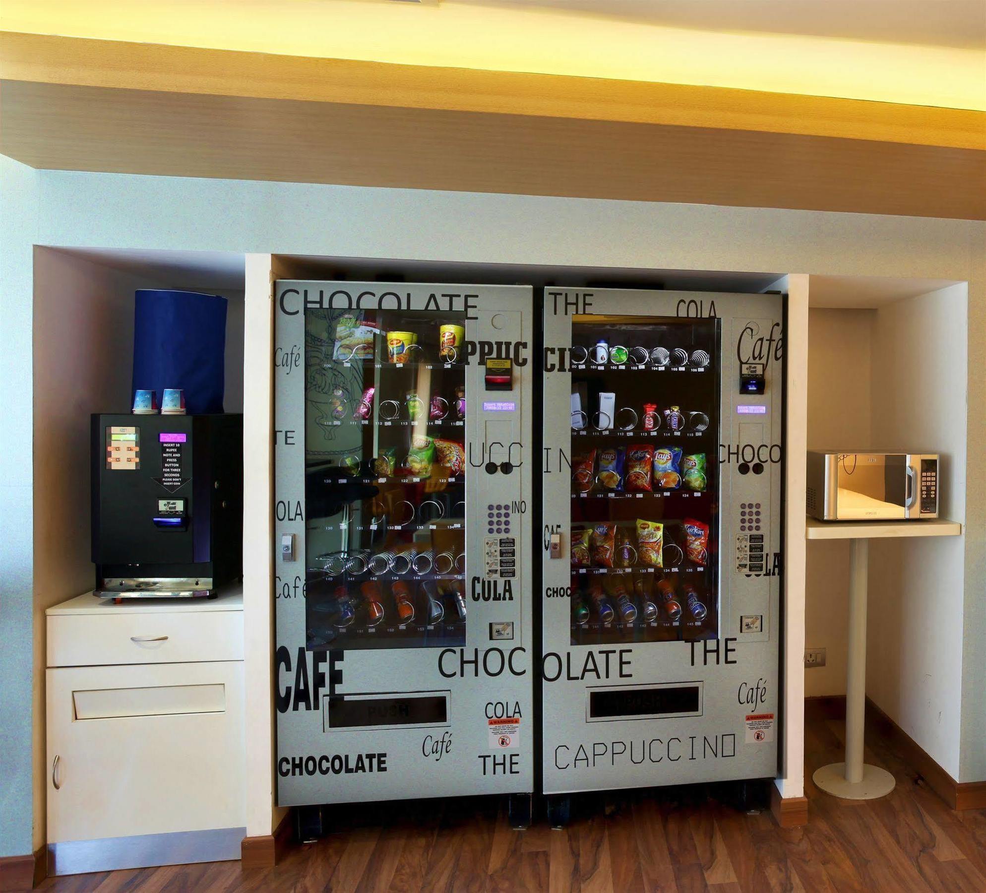 Hotel Caspia Pro Greater Noida Zewnętrze zdjęcie
